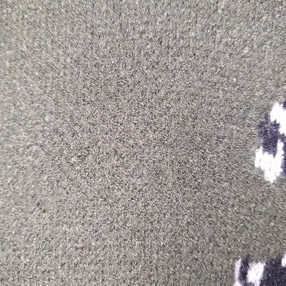 Torrid Olive Green Skull (Hearts) and Crossbones Sweater In A 2X With A Hood. - Picture 4 of 12